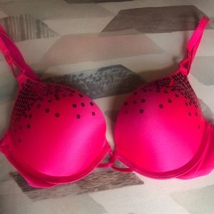 Victoria’s Secret Bombshell pink & sequin bra 34A